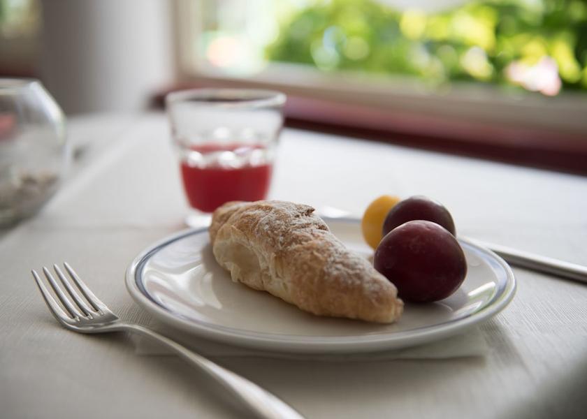 Calabria Ricadi Breakfast Area