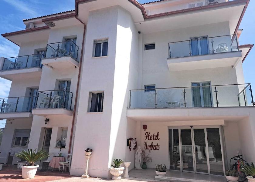 Calabria Ricadi Exterior Detail