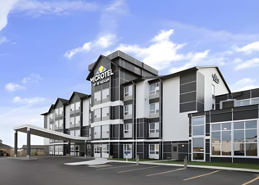 Saskatchewan Lloydminster Hotel Exterior