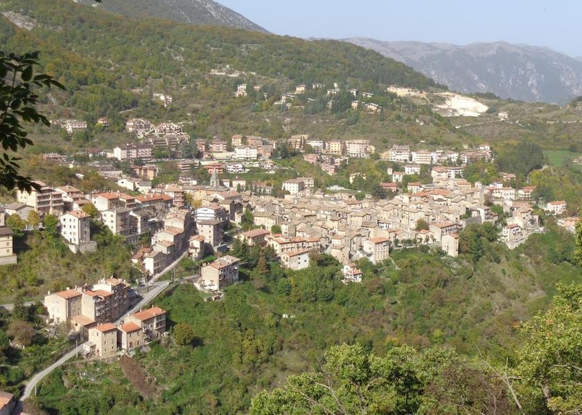Abruzzo Scanno Exterior Detail