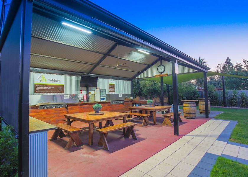Victoria Mildura Outdoor Dining