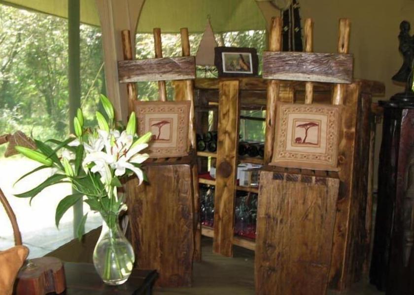  Masai Mara Exterior Detail