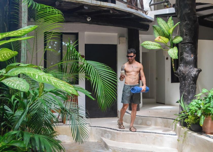 Quintana Roo Playa del Carmen Property grounds