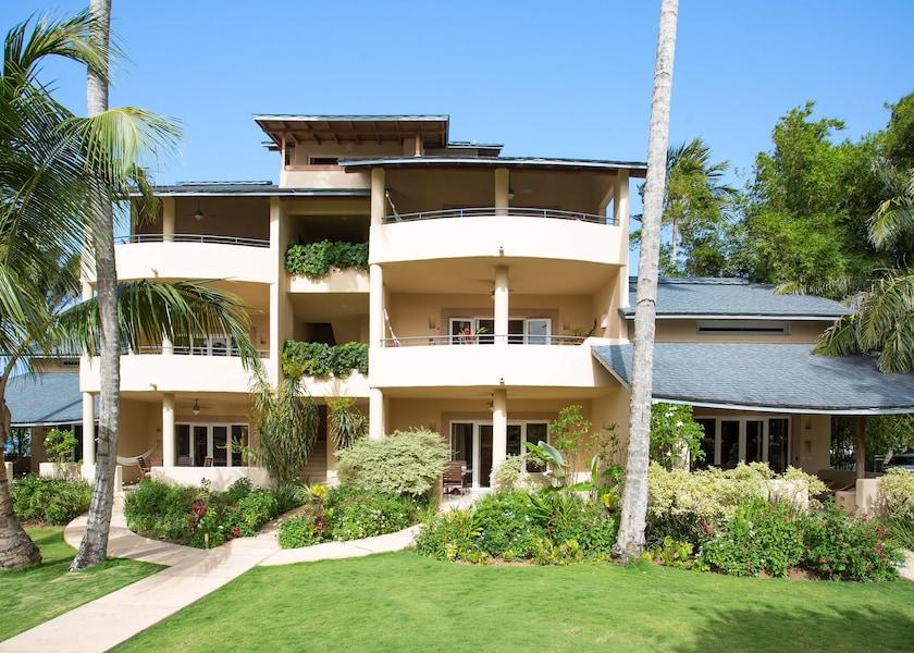 Samaná Las Terrenas Front of property