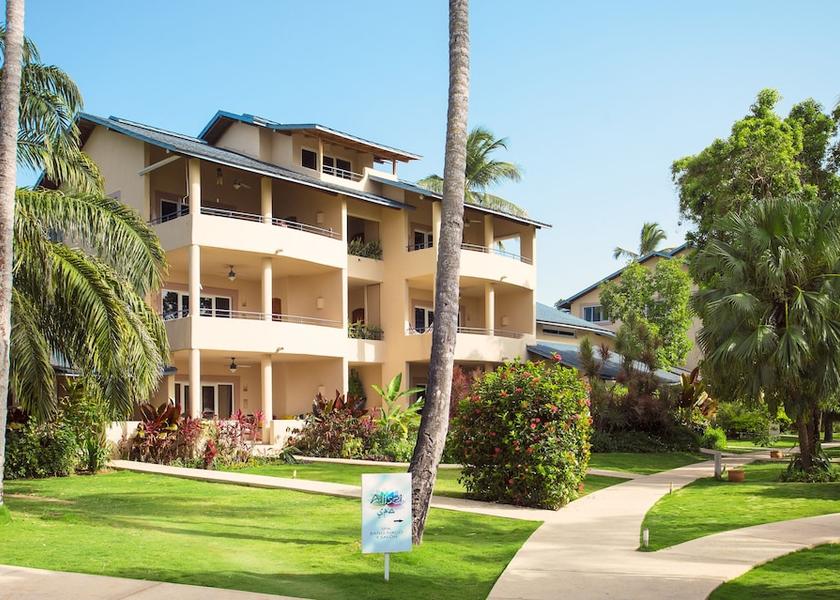 Samaná Las Terrenas Property grounds