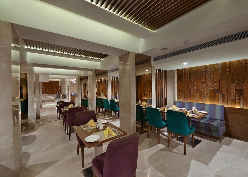 Maharashtra Mumbai Food & Dining