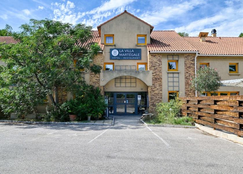 Provence - Alpes - Cote d'Azur Martigues Parking