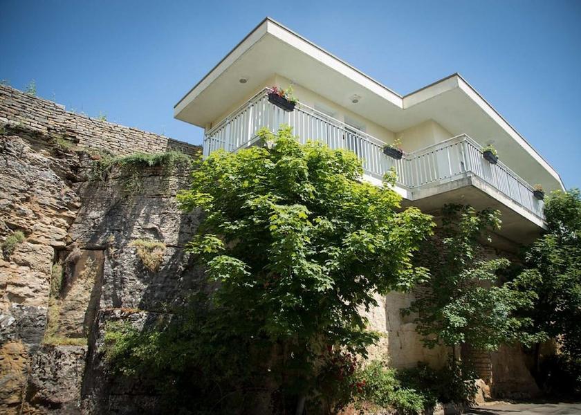 Bourgogne-Franche-Comte Meursault Exterior Detail