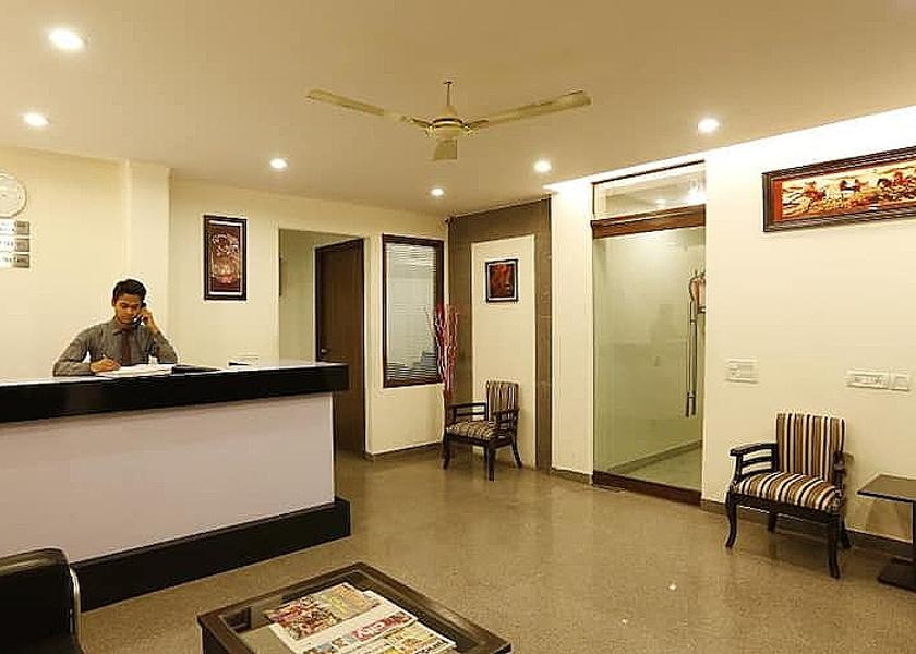 Delhi Delhi reception