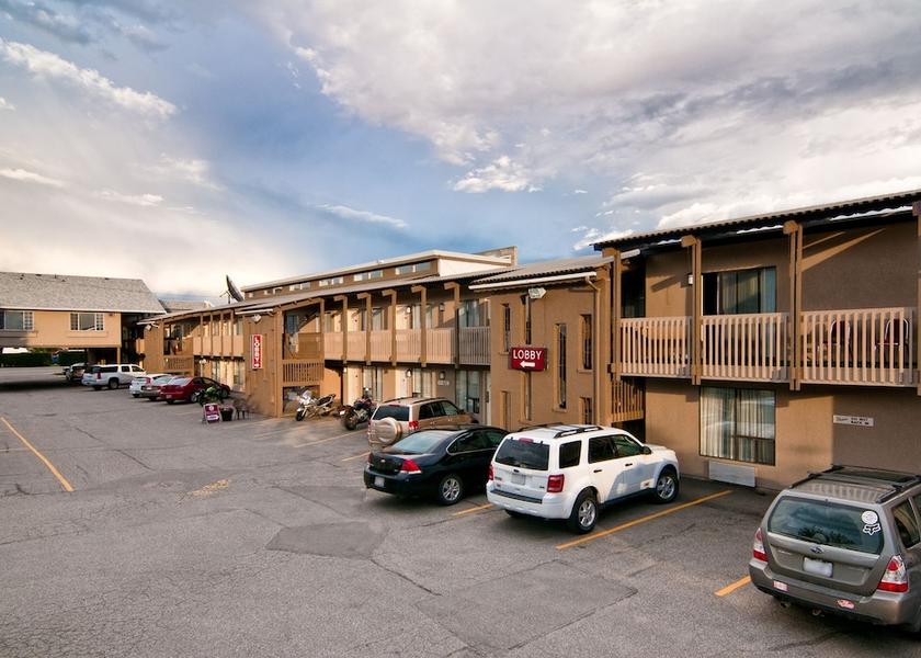 British Columbia Kelowna Parking