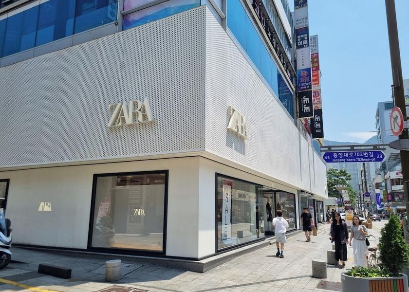  Busan Shopping mall