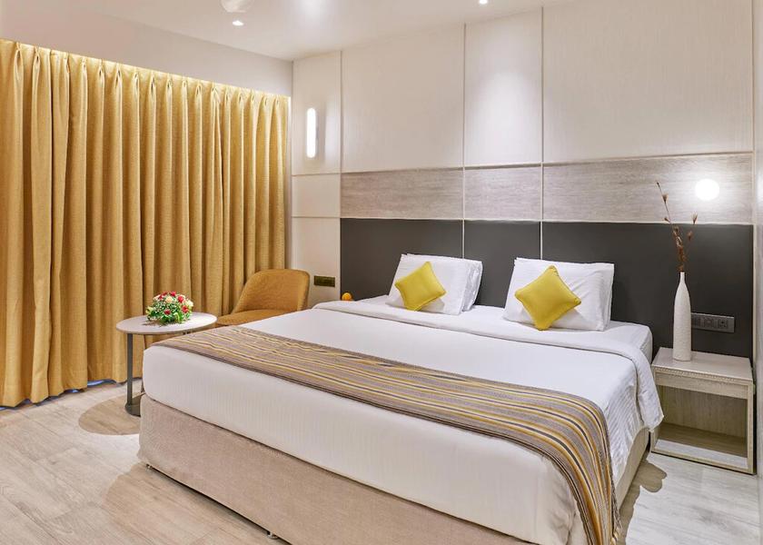 Maharashtra Mumbai Standard Queen Room