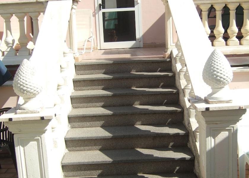 Tuscany Montecatini Terme Exterior Detail