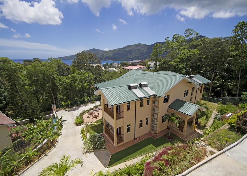  Mahé Island Exterior detail