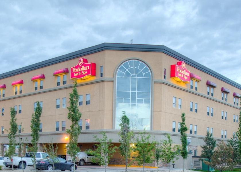 Alberta Grande Prairie Front of property