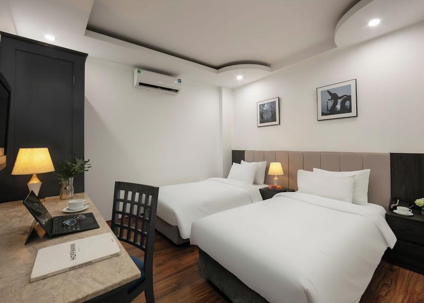  Hanoi Room