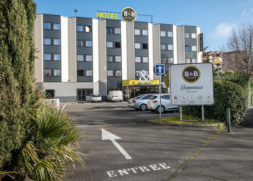 Occitanie Toulouse Entrance