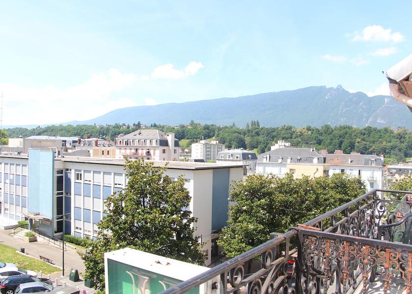 Auvergne-Rhone-Alpes Aix-Les-Bains View From Room