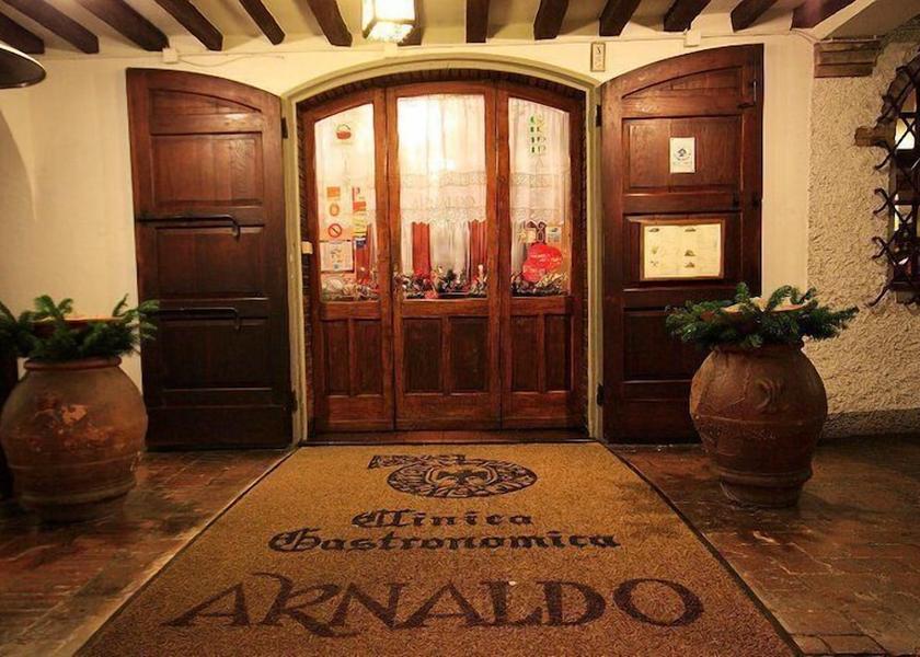 Emilia-Romagna Rubiera Interior Entrance