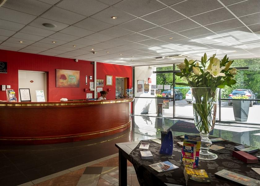 Grand Est Amneville Reception