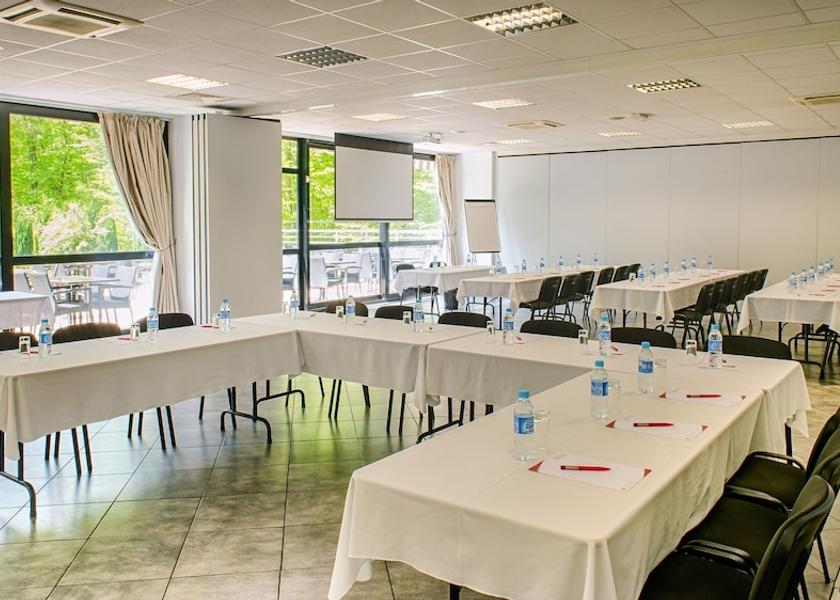 Grand Est Amneville Meeting Room