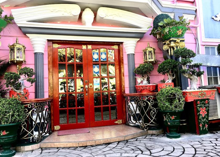 Central Visayas Mandaue Exterior Detail