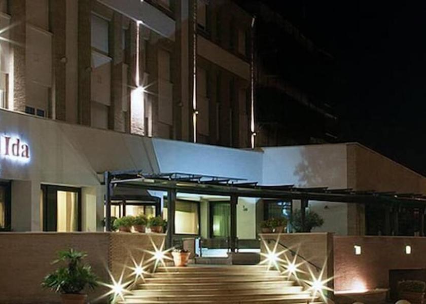 Lazio Ceprano Entrance