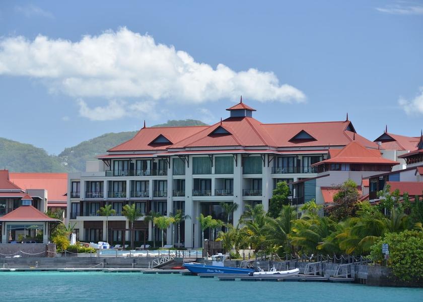  Mahé Island Front of property
