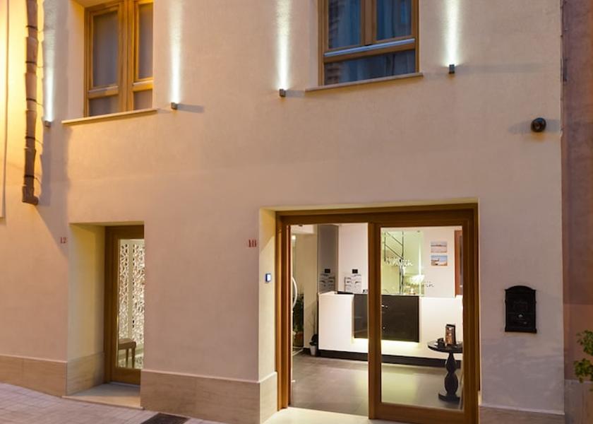 Sicily Trapani Front of property - evening/night
