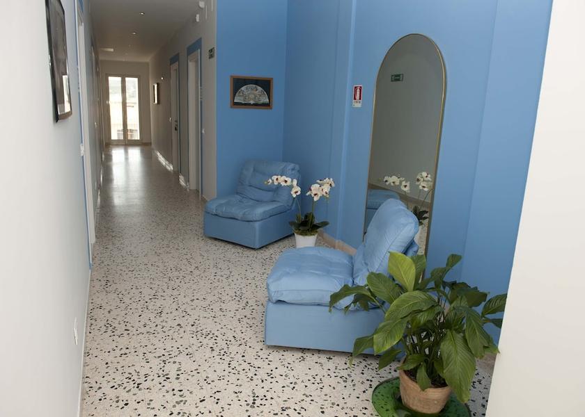 Campania Ascea Hallway