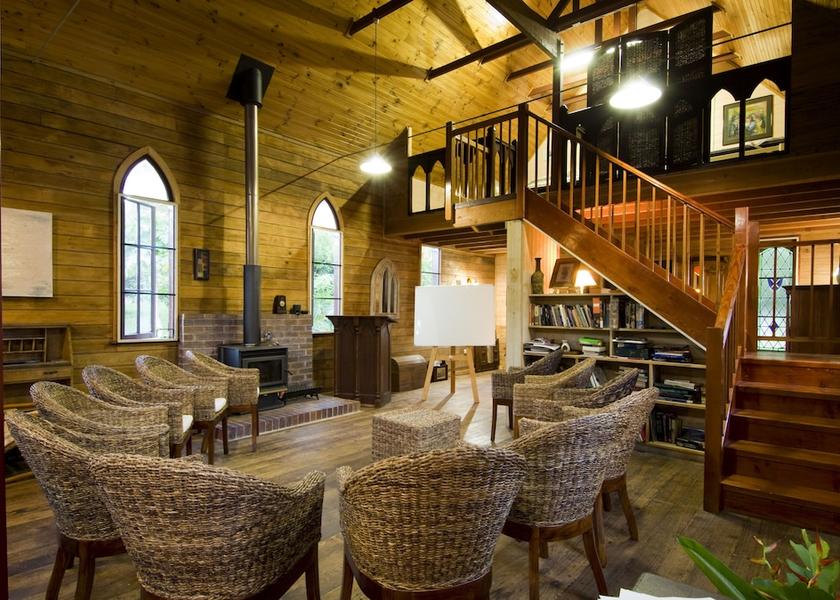 Queensland Glass House Mountains Meeting Room