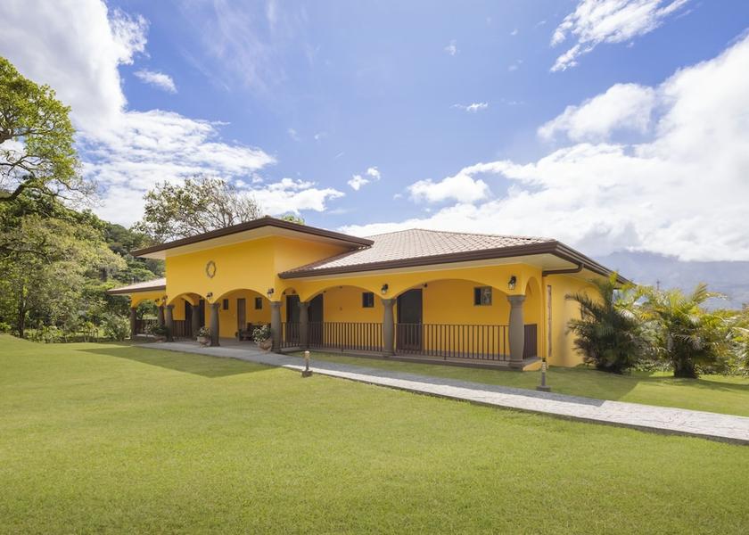 Chiriquí Province Jaramillo Exterior