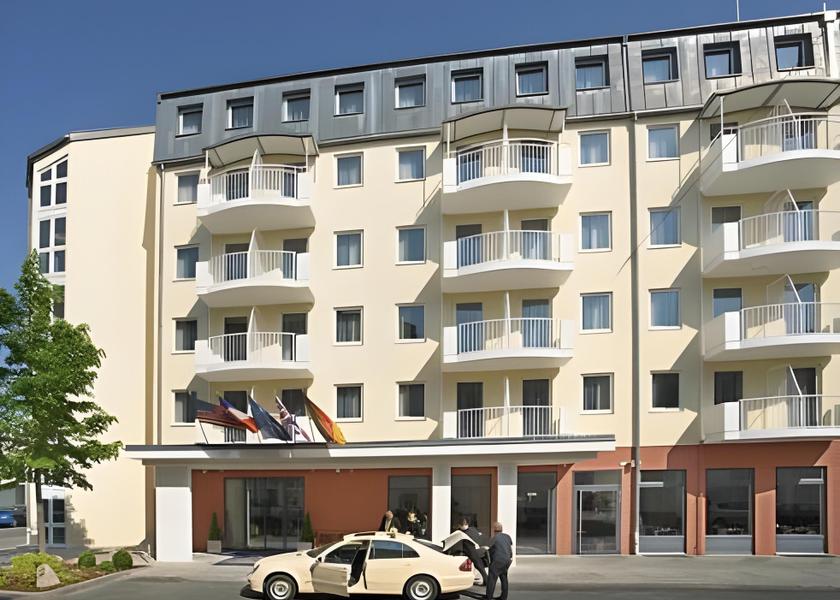Bavaria Nuremberg Hotel Exterior
