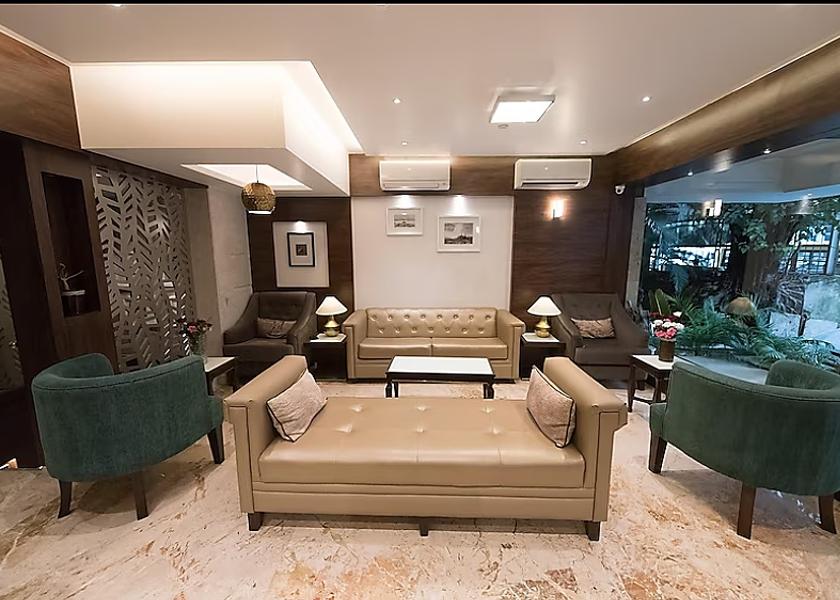 Maharashtra Mumbai Public Areas