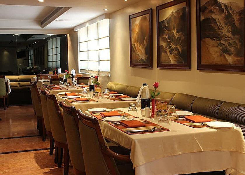 Maharashtra Mumbai Food & Dining