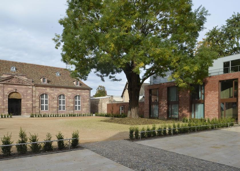 Grand Est Strasbourg Facade