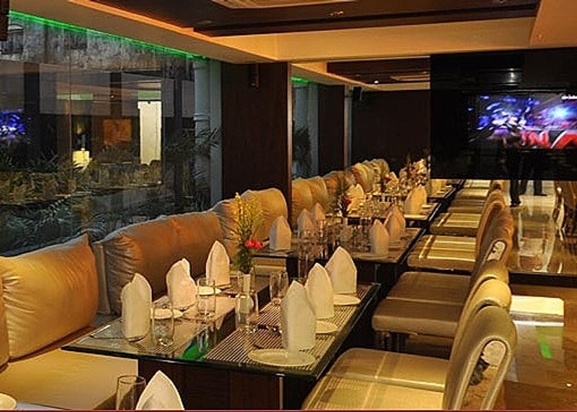 West Bengal Kolkata Food & Dining