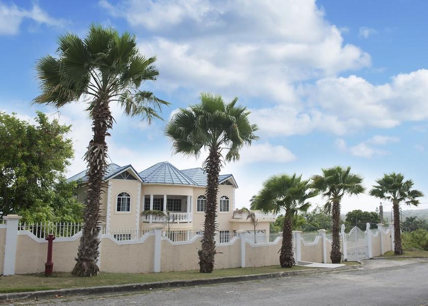 Saint James Montego Bay Facade