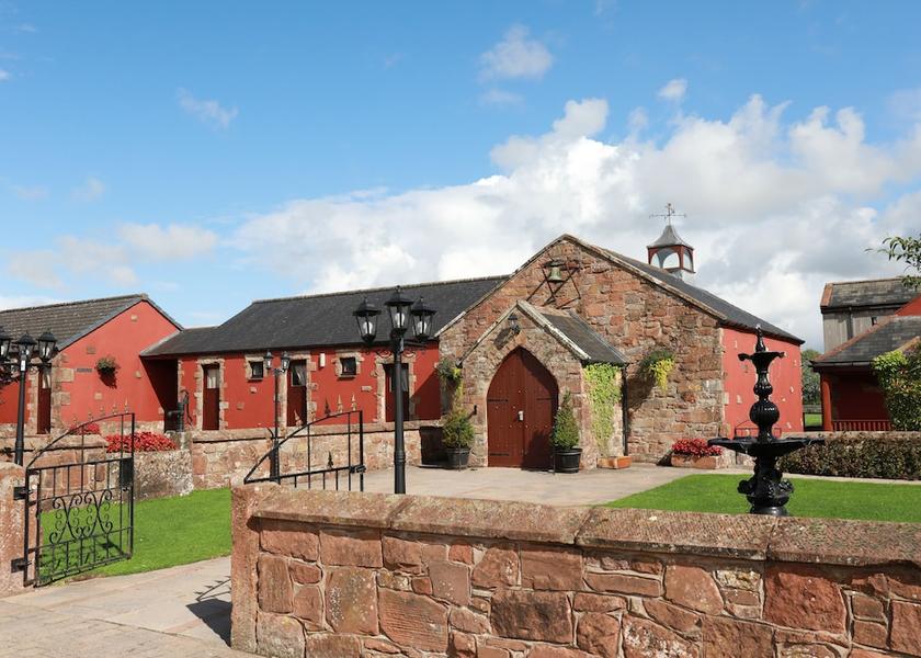Scotland Lockerbie Courtyard view