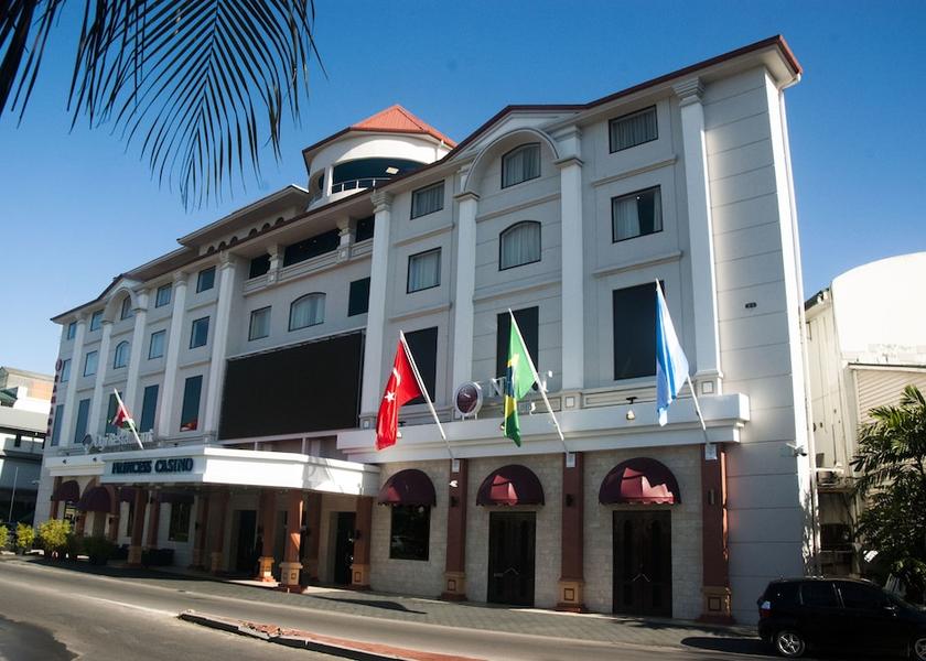  Paramaribo Front of property