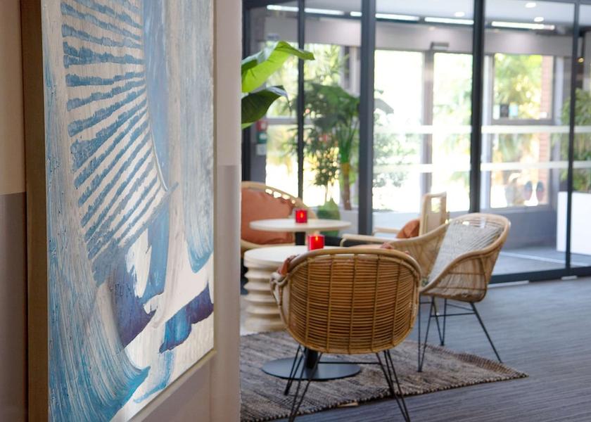 Ile-de-France Guyancourt Lobby