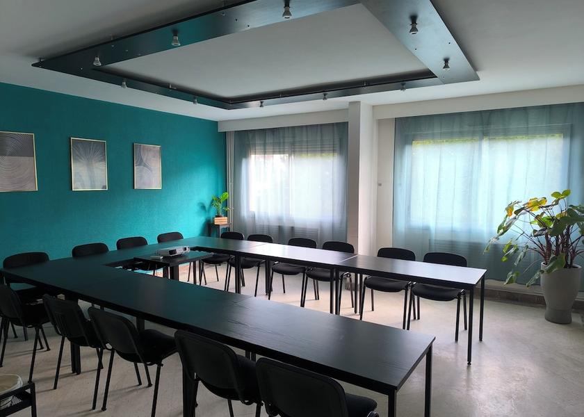 Auvergne-Rhone-Alpes Saint-Priest Meeting Room
