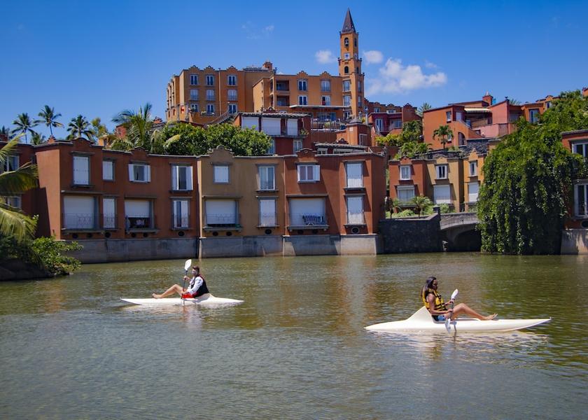  Port Chambly Exterior