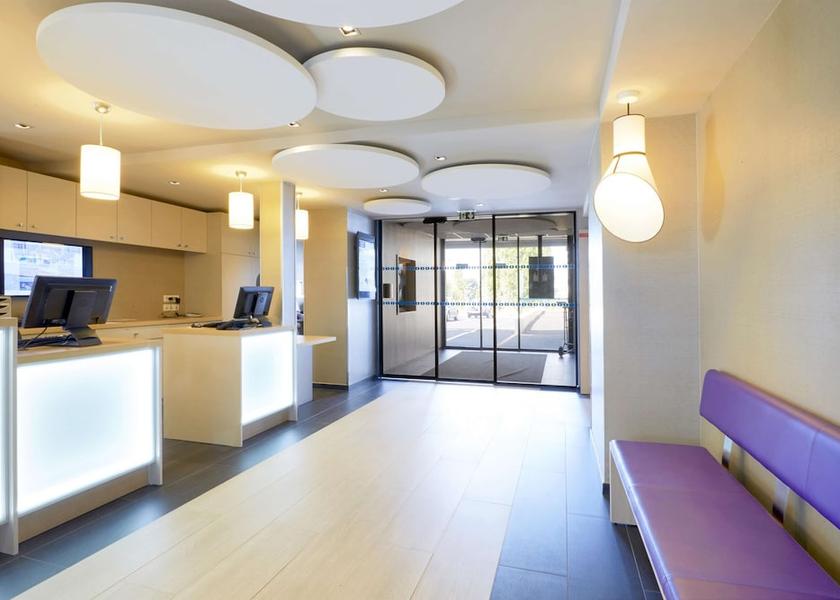 Brittany Saint-Malo Lobby