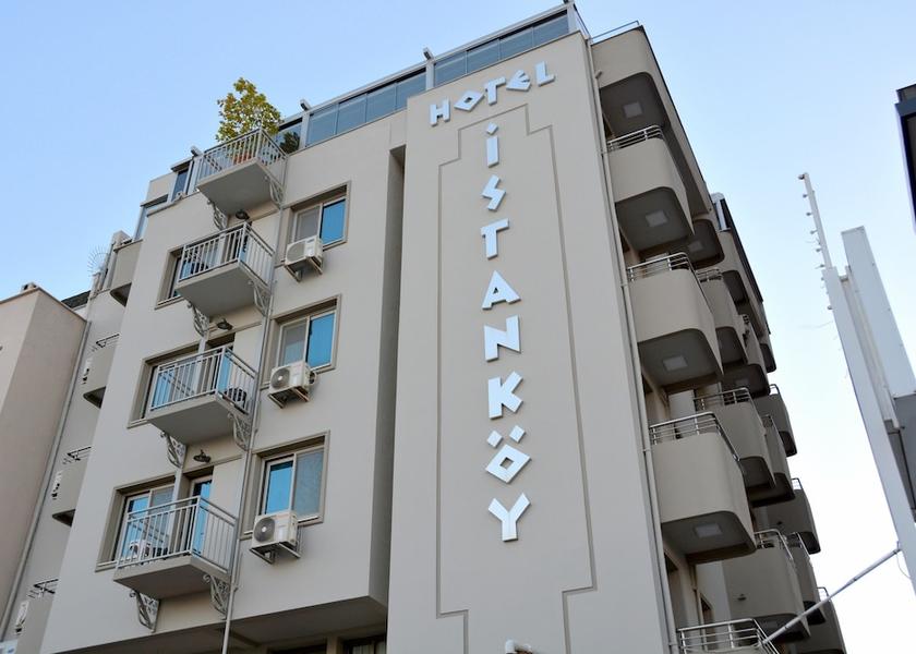 Aydin Kuşadası Front of property