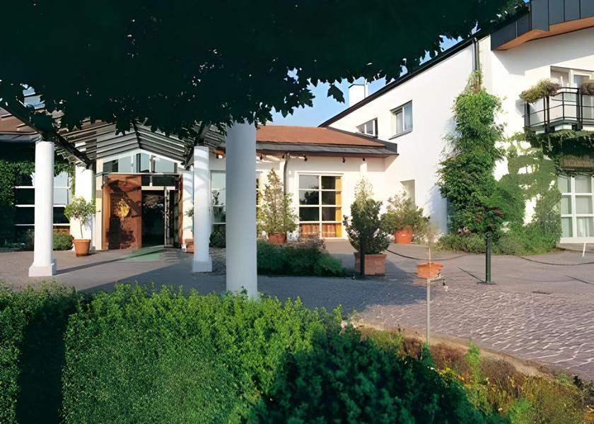 Bavaria Herzogenaurach Hotel Exterior