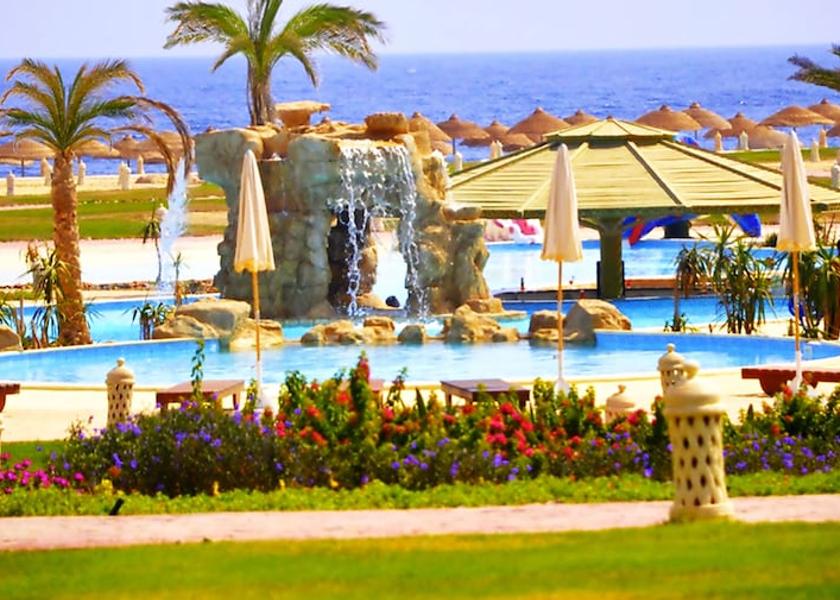  El Quseir Exterior Detail