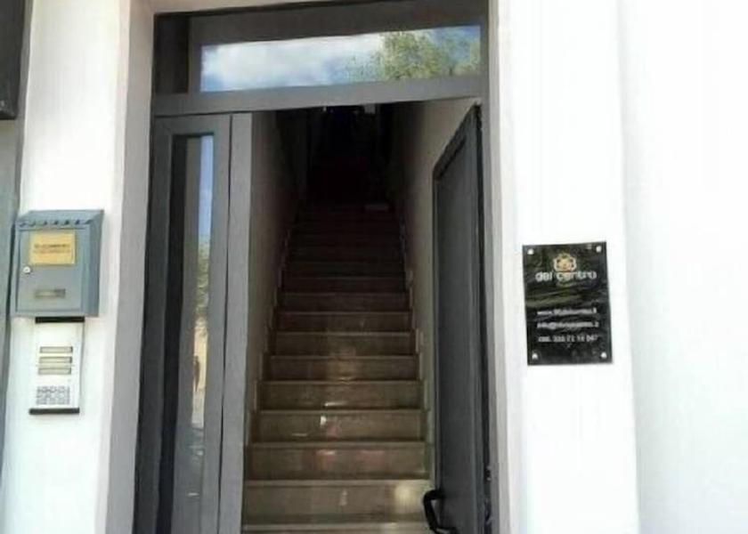 Puglia Veglie Entrance