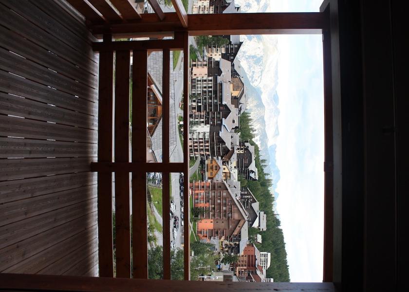 Provence - Alpes - Cote d'Azur Risoul Exterior Detail