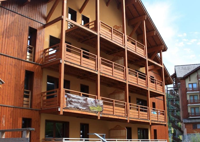 Provence - Alpes - Cote d'Azur Risoul Facade